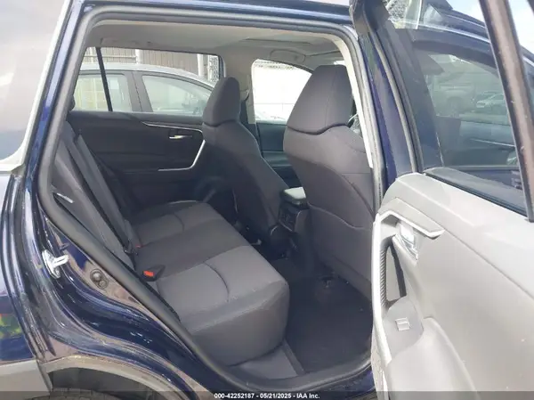 JTMP1RFV4MD071915 2021 TOYOTA RAV 4 - Image 8
