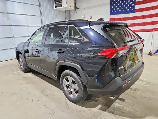 JTMP1RFV4SJ044213 2025 TOYOTA RAV 4 - Image 2