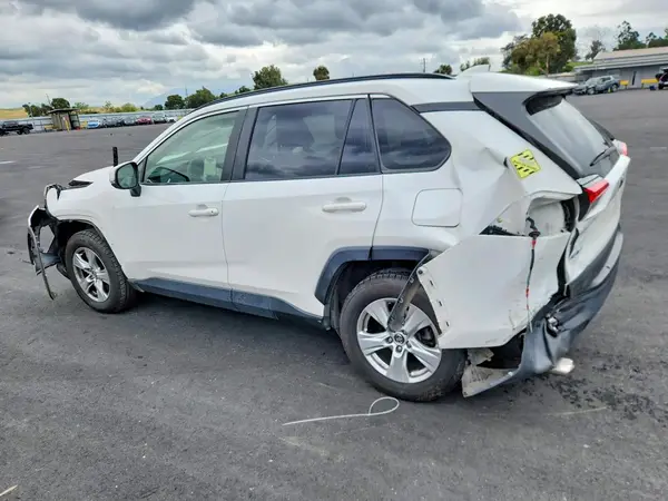 JTMP1RFV5KD004978 2019 TOYOTA RAV 4 - Image 2