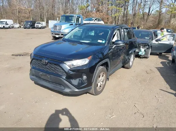 JTMP1RFV5KD009839 2019 TOYOTA RAV 4 - Image 2