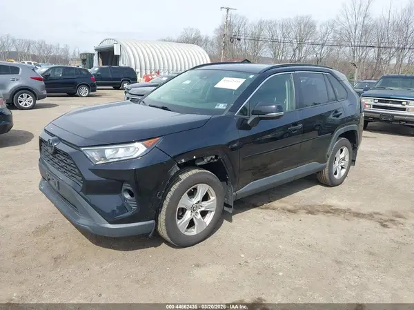 JTMP1RFV5KD011042 2019 TOYOTA RAV 4 - Image 2