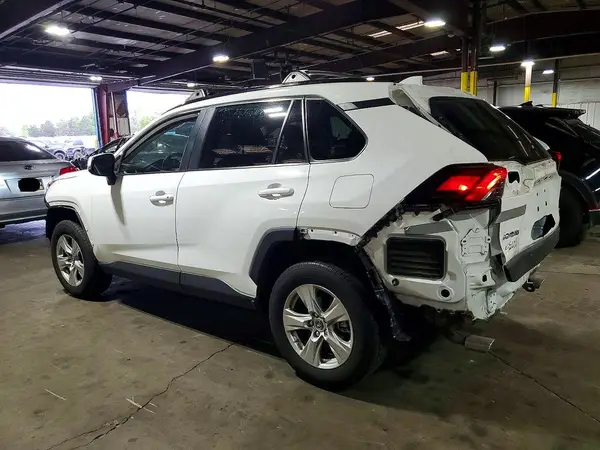 JTMP1RFV5KD017696 2019 TOYOTA RAV 4 - Image 2