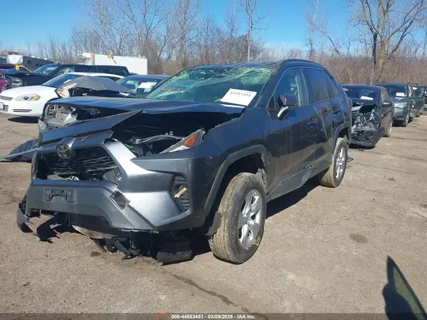 JTMP1RFV5KD036345 2019 TOYOTA RAV 4 - Image 2