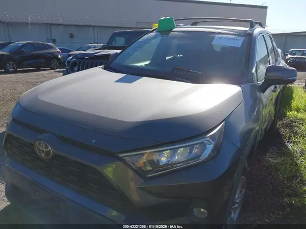 JTMP1RFV5KD520130 2019 TOYOTA RAV 4 - Image 2
