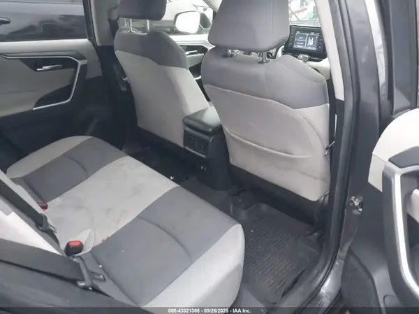 JTMP1RFV5KD520130 2019 TOYOTA RAV 4 - Image 8