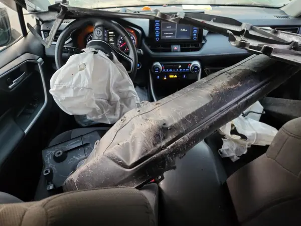 JTMP1RFV6KD013916 2019 TOYOTA RAV 4 - Image 8
