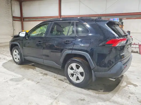 JTMP1RFV6KD032658 2019 TOYOTA RAV 4 - Image 2