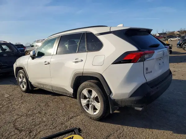 JTMP1RFV6KD035317 2019 TOYOTA RAV 4 - Image 2
