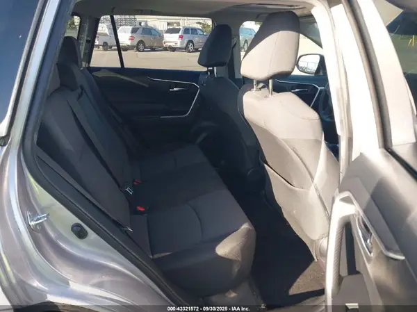 JTMP1RFV6KD509847 2019 TOYOTA RAV 4 - Image 8