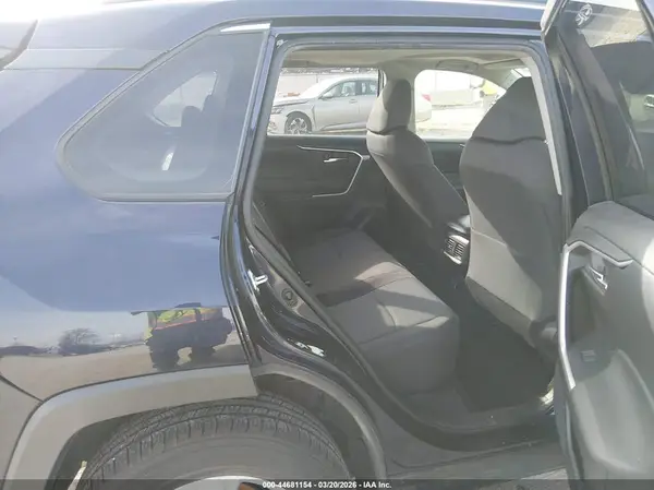 JTMP1RFV6KD515177 2019 TOYOTA RAV 4 - Image 8