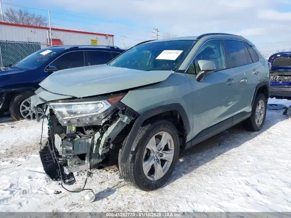 JTMP1RFV6MD077263 2021 TOYOTA RAV 4 - Image 2