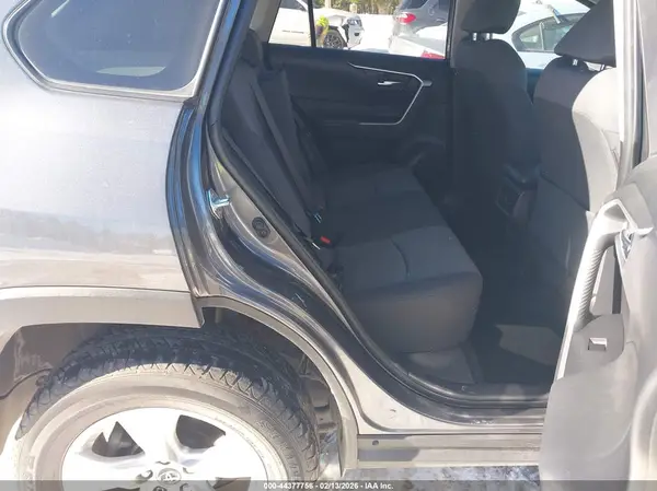 JTMP1RFV7KD015903 2019 TOYOTA RAV 4 - Image 8