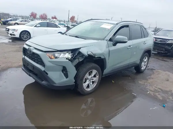 JTMP1RFV7KD030059 2019 TOYOTA RAV 4 - Image 2