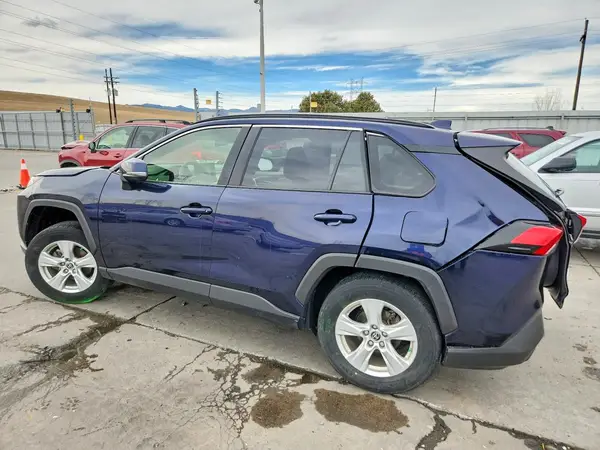 JTMP1RFV7KD039313 2019 TOYOTA RAV 4 - Image 2