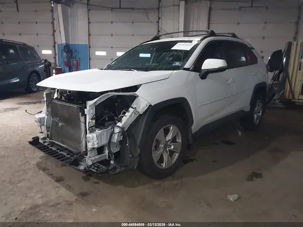 JTMP1RFV7KD046844 2019 TOYOTA RAV 4 - Image 2
