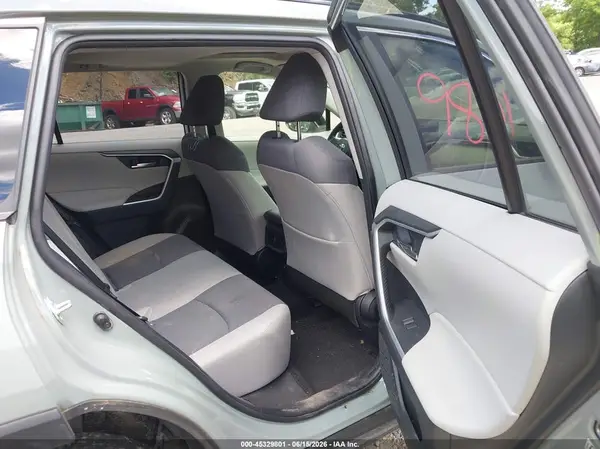 JTMP1RFV7KD522980 2019 TOYOTA RAV 4 - Image 8
