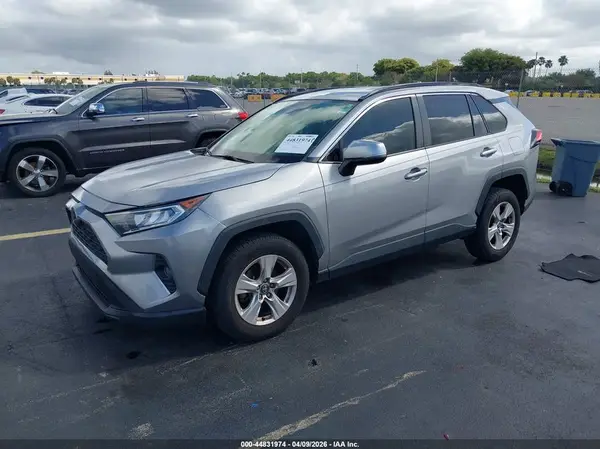 JTMP1RFV7MD080057 2021 TOYOTA RAV 4 - Image 2