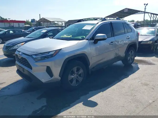 JTMP1RFV7PD097008 2023 TOYOTA RAV 4 - Image 2