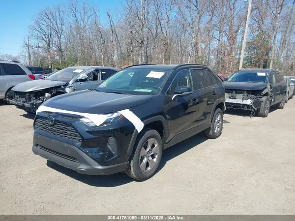 JTMP1RFV7SJ043041 2025 TOYOTA RAV 4 - Image 2
