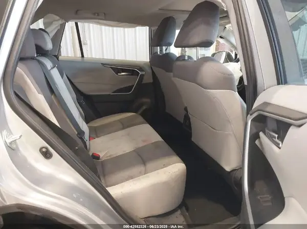JTMP1RFV8KD008135 2019 TOYOTA RAV 4 - Image 8