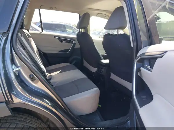 JTMP1RFV8KD015358 2019 TOYOTA RAV 4 - Image 8