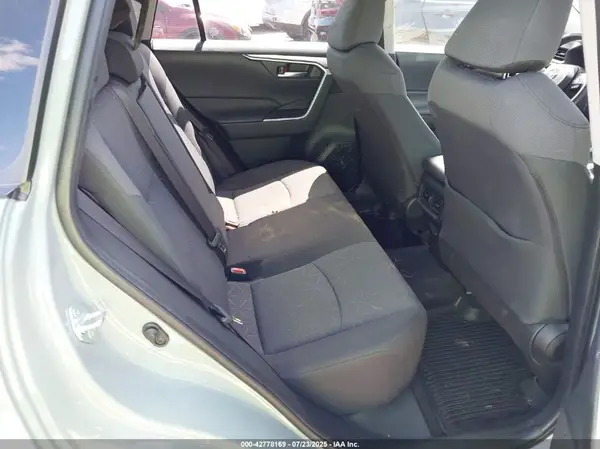 JTMP1RFV8KD030054 2019 TOYOTA RAV 4 - Image 8