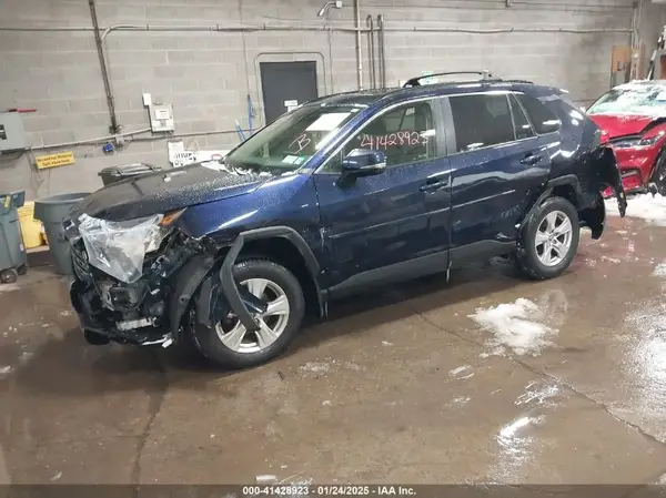 JTMP1RFV8KJ019685 2019 TOYOTA RAV 4 - Image 2