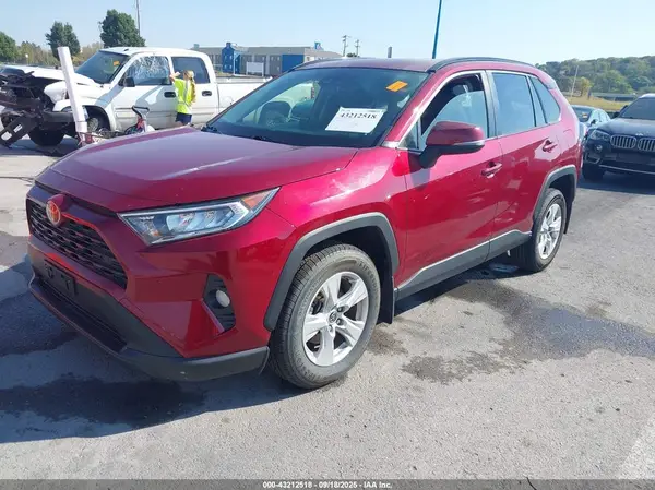 JTMP1RFV9KD026725 2019 TOYOTA RAV 4 - Image 2