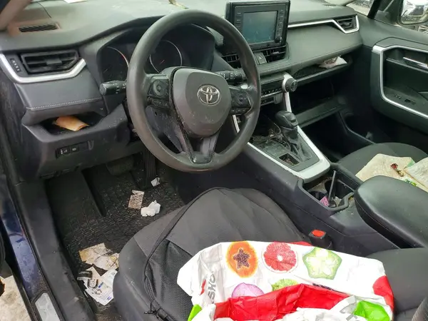 JTMP1RFVXKD033375 2019 TOYOTA RAV 4 - Image 8