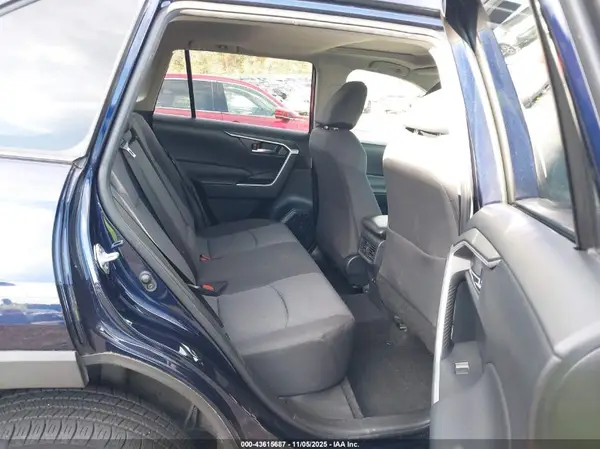 JTMP1RFVXKD047602 2019 TOYOTA RAV 4 - Image 8