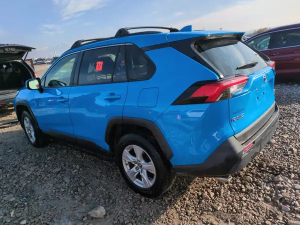 JTMP1RFVXKD500116 2019 TOYOTA RAV 4 - Image 2