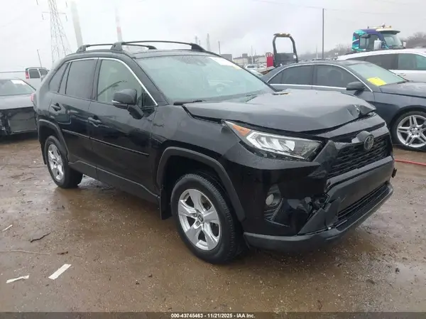 JTMP1RFVXKD518843 2019 TOYOTA RAV 4 - Image 1