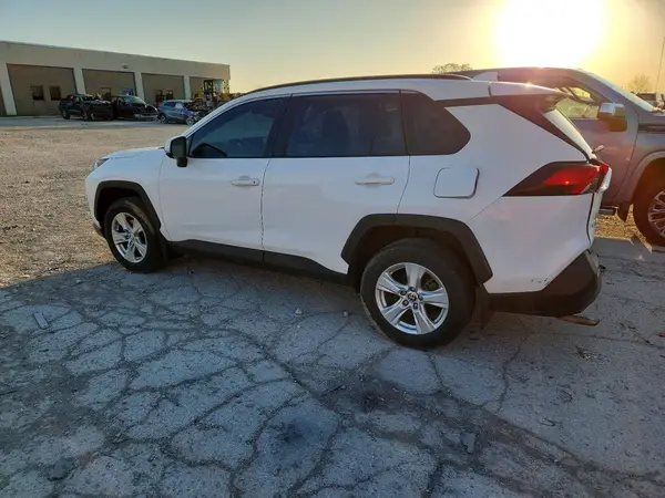 JTMP1RFVXKD522231 2019 TOYOTA RAV 4 - Image 2