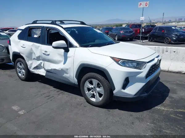 JTMP1RFVXKJ002886 2019 TOYOTA RAV 4 - Image 1