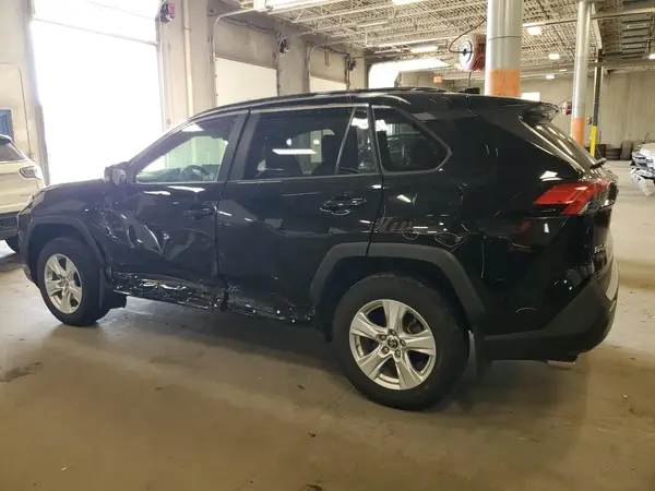 JTMP1RFVXKJ025018 2019 TOYOTA RAV 4 - Image 2