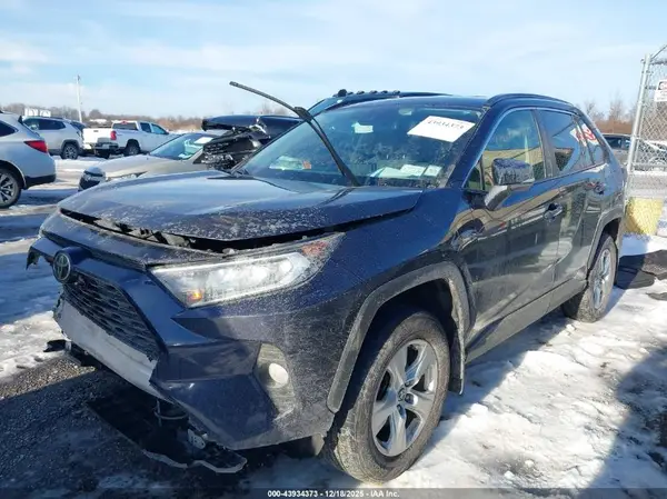 JTMP1RFVXMD069375 2021 TOYOTA RAV 4 - Image 2