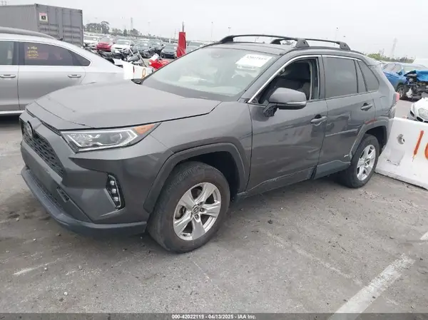 JTMR6RFV1MD018826 2021 TOYOTA RAV 4 - Image 2