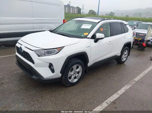 JTMR6RFV6LD006265 2020 TOYOTA RAV 4 - Image 2