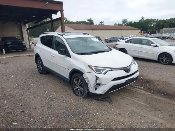 JTMRFREV0GD179416 2016 TOYOTA RAV 4 - Image 1