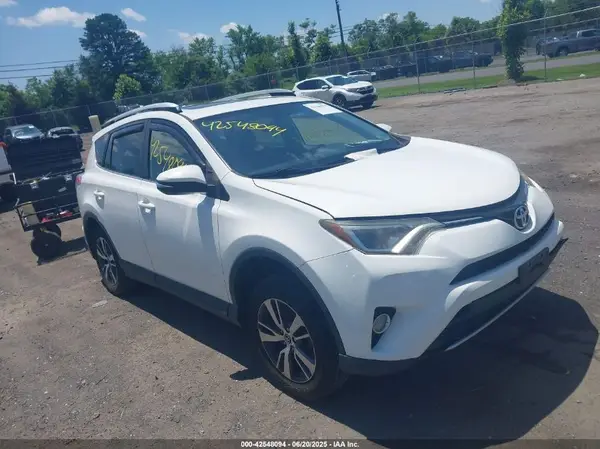 JTMRFREV0GJ073114 2016 TOYOTA RAV 4 - Image 1