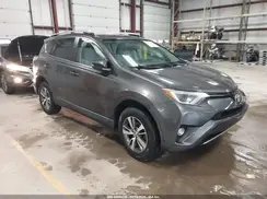 JTMRFREV0GJ077499 2016 TOYOTA RAV 4