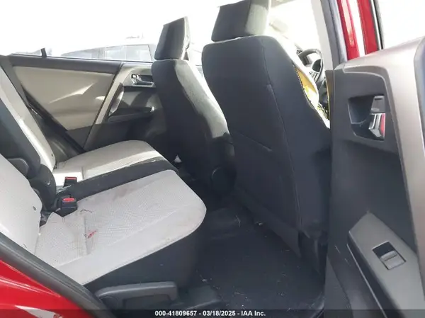 JTMRFREV0GJ097767 2016 TOYOTA RAV 4 - Image 8