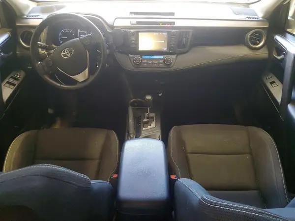 JTMRFREV0HD200735 2017 TOYOTA RAV 4 - Image 8