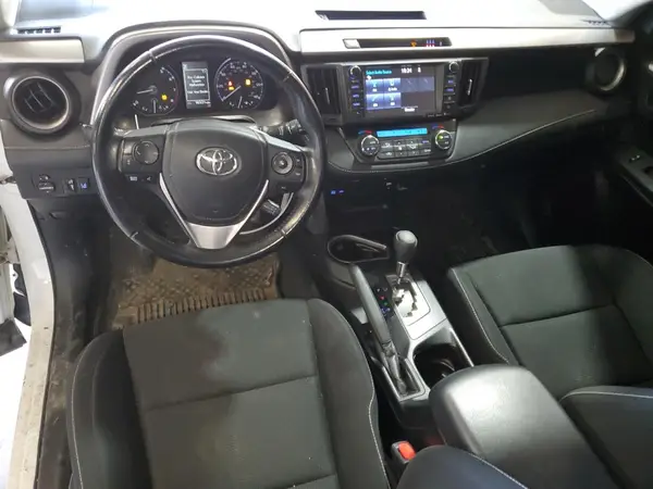 JTMRFREV0HD212108 2017 TOYOTA RAV 4 - Image 8