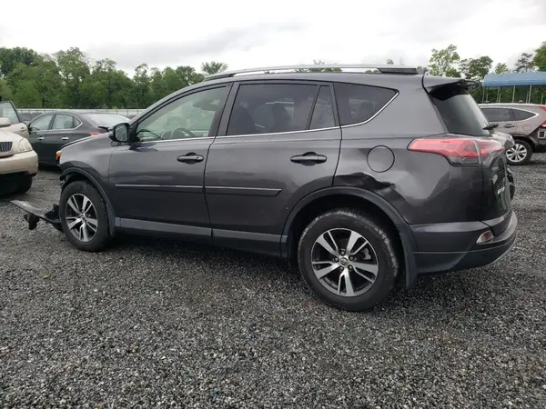 JTMRFREV0HJ130977 2017 TOYOTA RAV 4 - Image 2