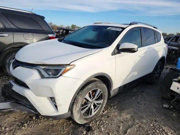 JTMRFREV0HJ144362 2017 TOYOTA RAV 4 - Image 1