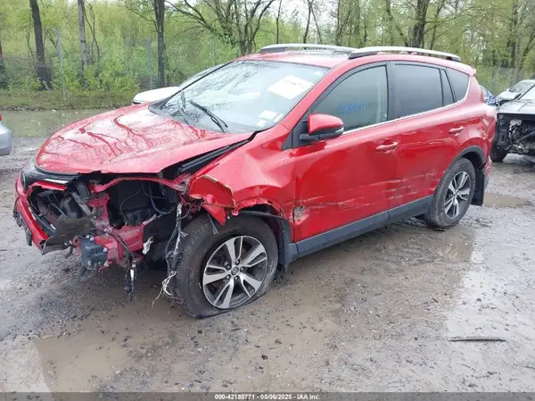 JTMRFREV0HJ154907 2017 TOYOTA RAV 4 - Image 2