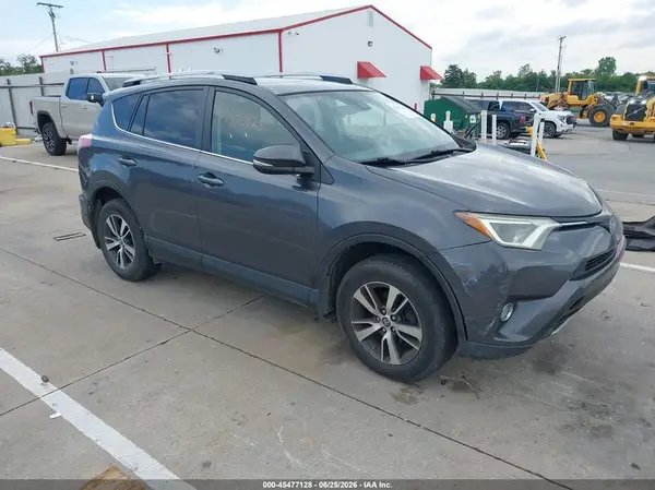 JTMRFREV0HJ172355 2017 TOYOTA RAV 4 - Image 1