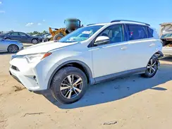 JTMRFREV0JD236513 2018 TOYOTA RAV 4