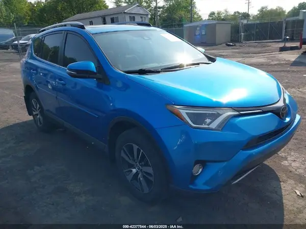 JTMRFREV0JD242215 2018 TOYOTA RAV 4 - Image 1